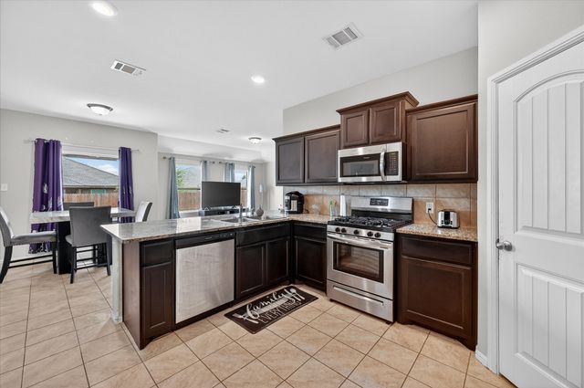 824 Rutherford Drive, Crowley, TX 76036