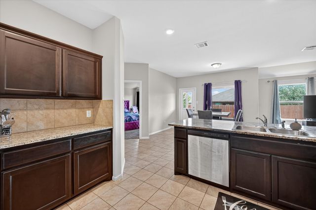 824 Rutherford Drive, Crowley, TX 76036