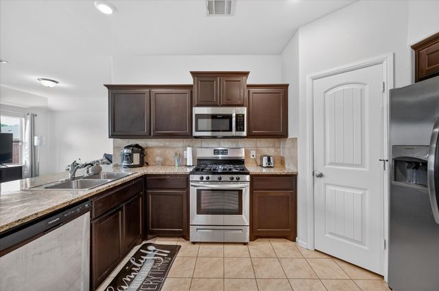 824 Rutherford Drive, Crowley, TX 76036