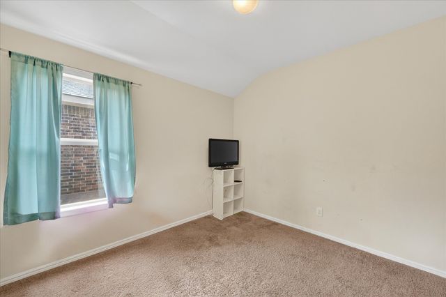 824 Rutherford Drive, Crowley, TX 76036