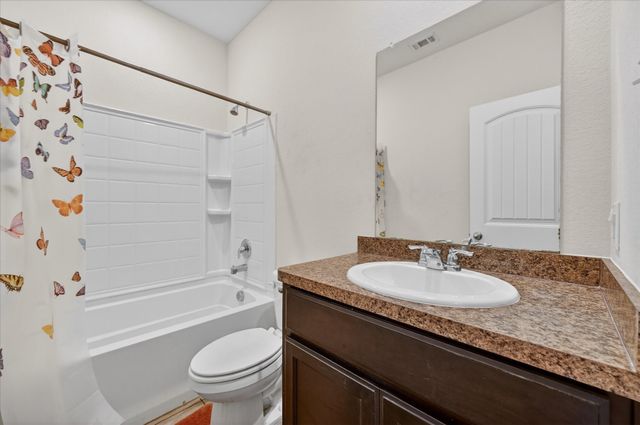 824 Rutherford Drive, Crowley, TX 76036