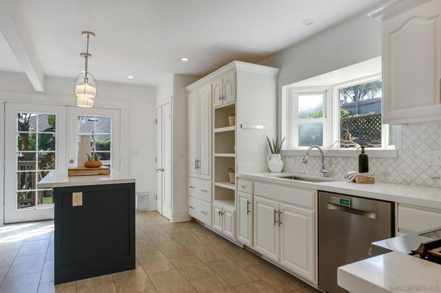 2819 A St, San Diego, CA 92102