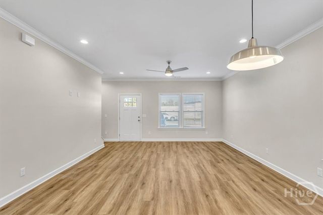 39 Travis Street, Savannah, GA 31406