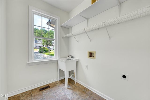 117 Aldeburgh Court, Holly Springs, NC 27540