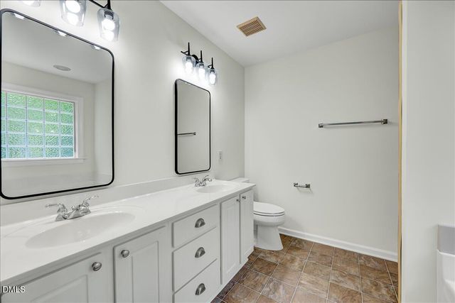 117 Aldeburgh Court, Holly Springs, NC 27540