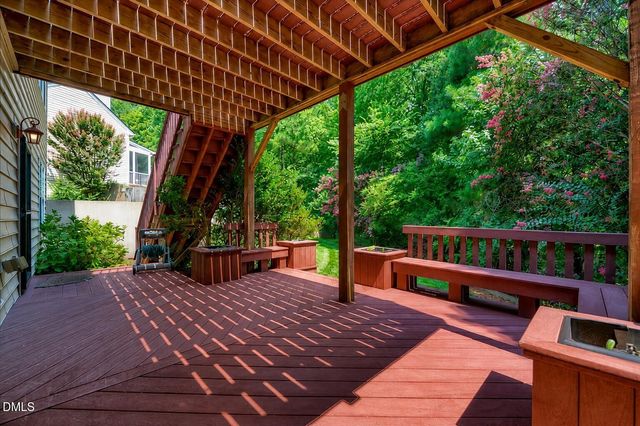 117 Aldeburgh Court, Holly Springs, NC 27540