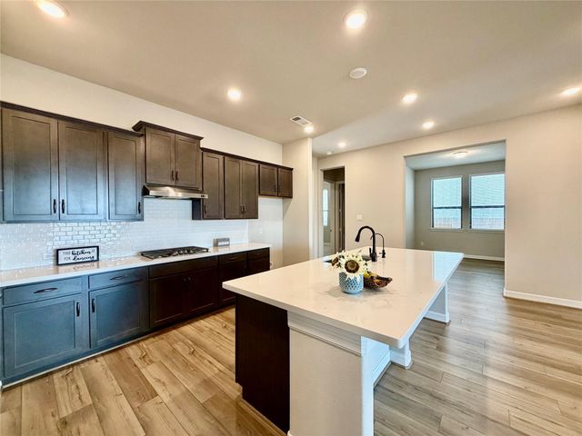 5211 Old Amber Drive, Richmond, TX 77469