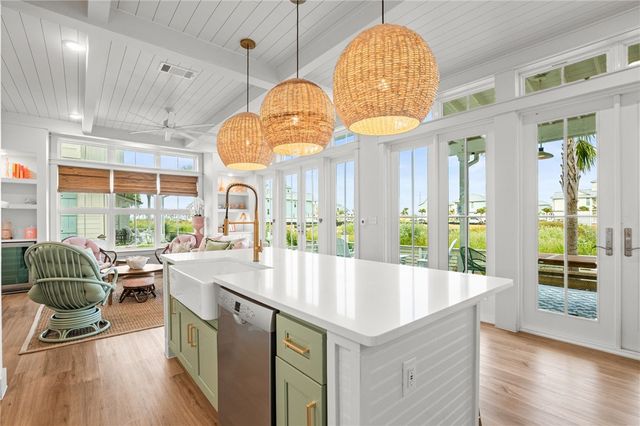 673 Center Square South 9, Port Aransas, TX 78373