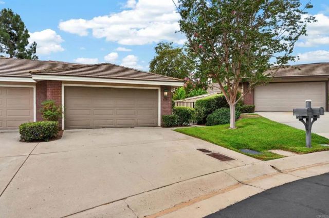 4233 Los Padres Drive, Fallbrook, CA 92028