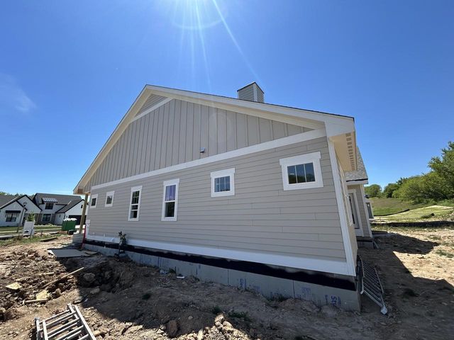 N55W25226 Crescent Hill DRIVE, Sussex, WI 53089