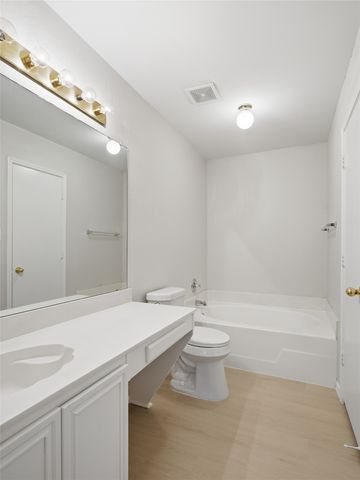 9307 Crimnson Court, Dallas, TX 75217