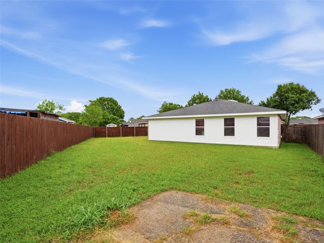 9307 Crimnson Court, Dallas, TX 75217