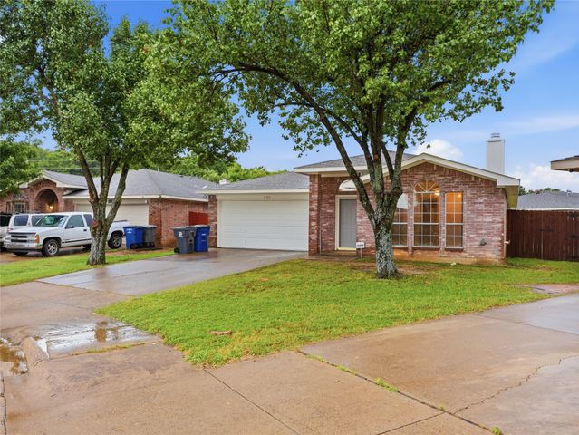 9307 Crimnson Court, Dallas, TX 75217