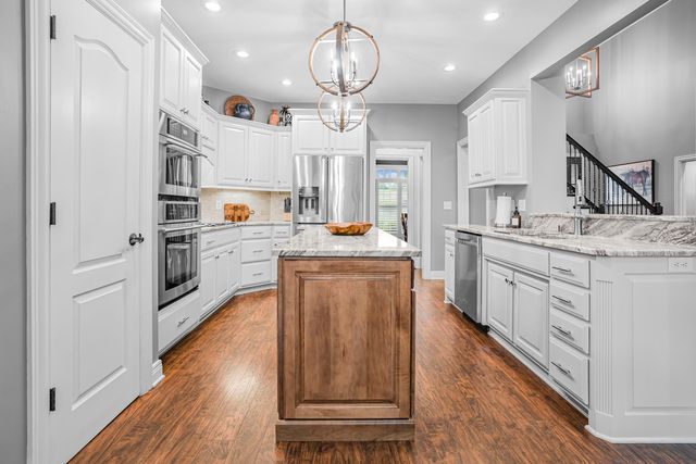 216 Avawam Drive, Richmond, KY 40475