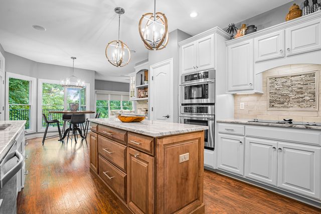 216 Avawam Drive, Richmond, KY 40475