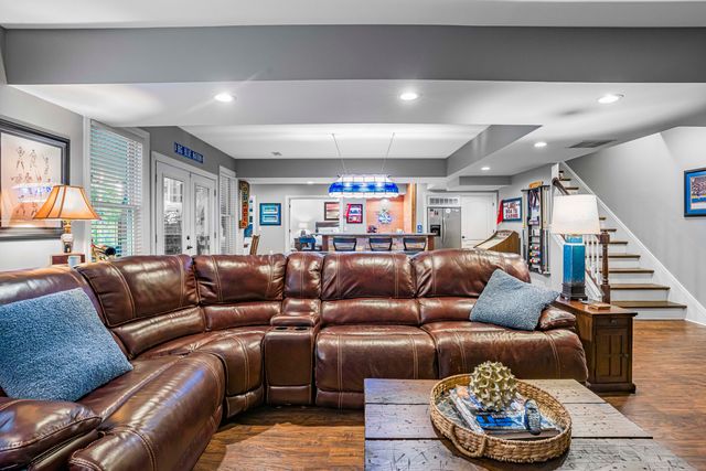 216 Avawam Drive, Richmond, KY 40475