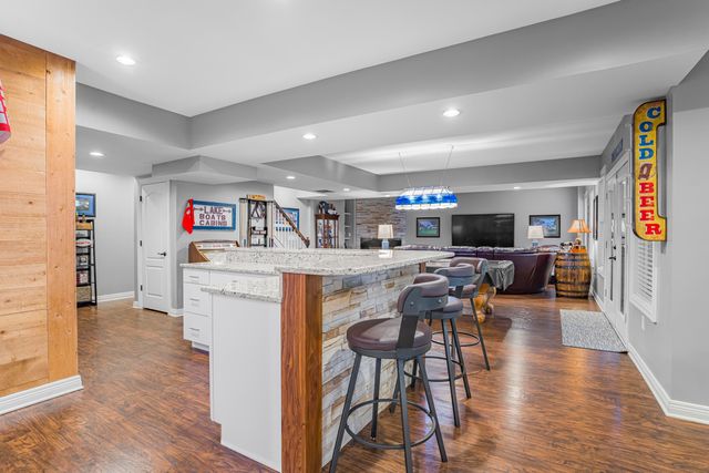 216 Avawam Drive, Richmond, KY 40475