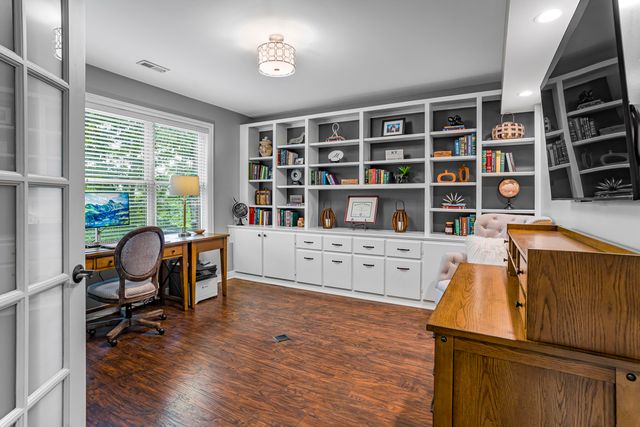 216 Avawam Drive, Richmond, KY 40475