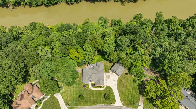 216 Avawam Drive, Richmond, KY 40475