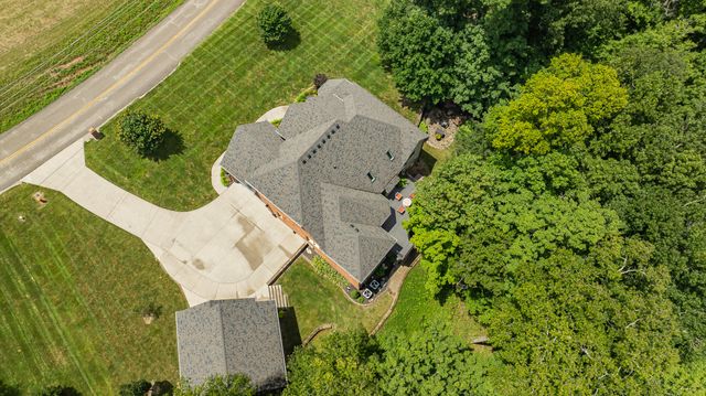 216 Avawam Drive, Richmond, KY 40475