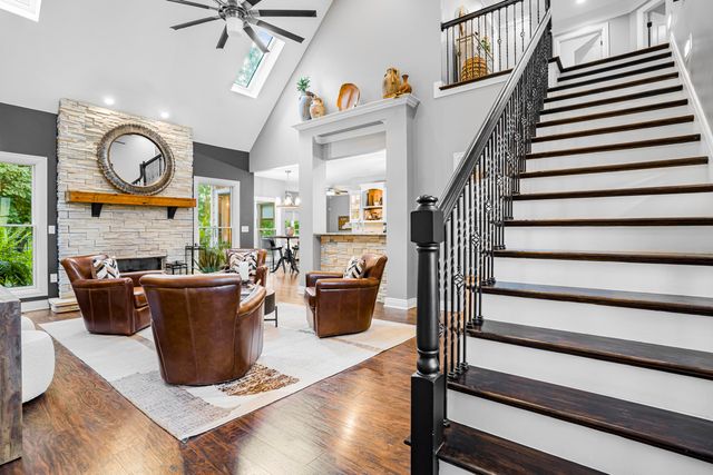 216 Avawam Drive, Richmond, KY 40475