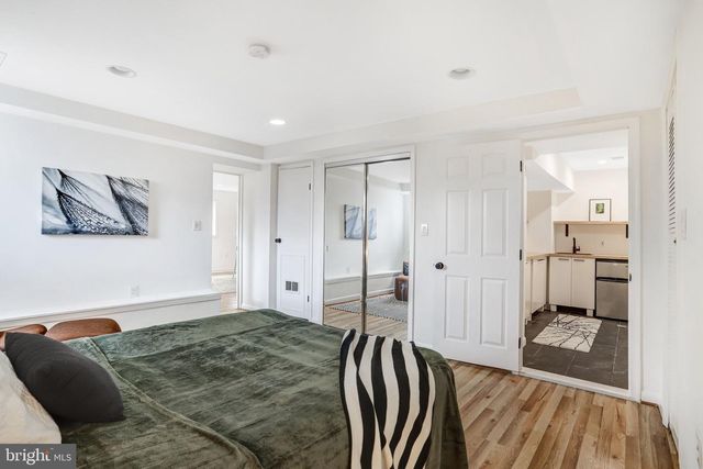 5045 CATHEDRAL AVE NW, Washington, DC 20016