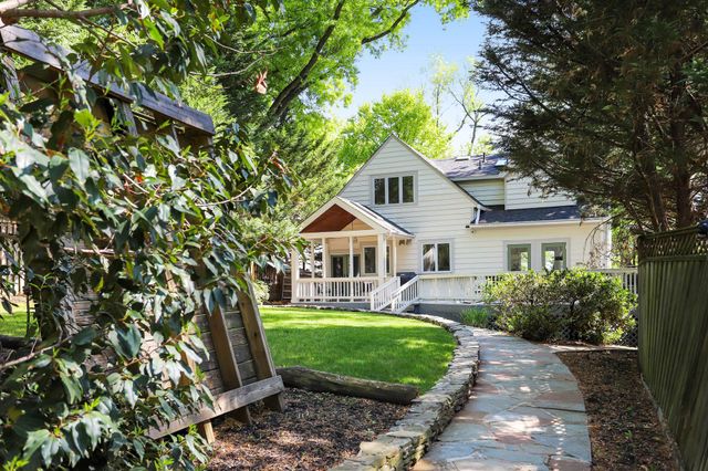 5045 CATHEDRAL AVE NW, Washington, DC 20016