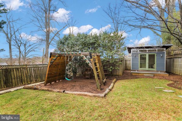 5045 CATHEDRAL AVE NW, Washington, DC 20016