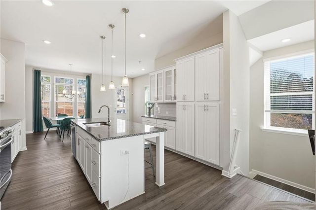 3317 Park Pointe Circle, Scottdale, GA 30079