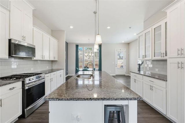 3317 Park Pointe Circle, Scottdale, GA 30079