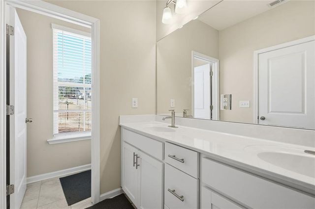 3317 Park Pointe Circle, Scottdale, GA 30079