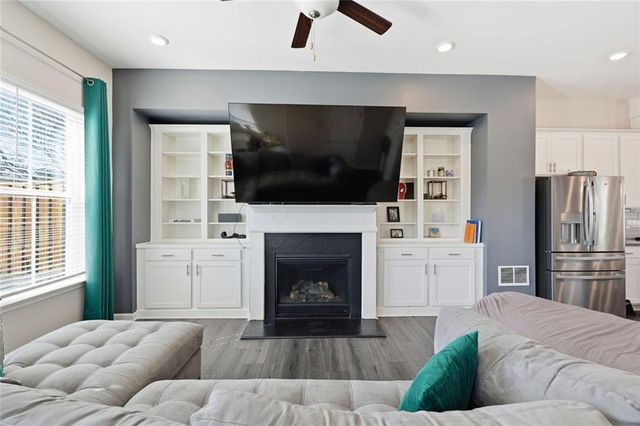 3317 Park Pointe Circle, Scottdale, GA 30079