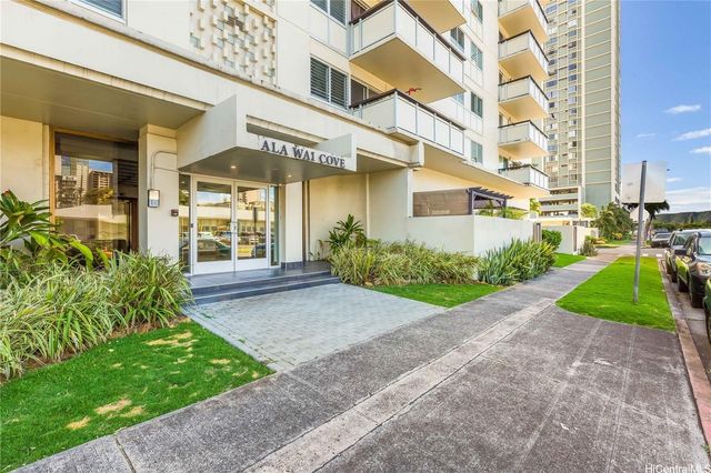 509 University Avenue 201, Honolulu, HI 96826