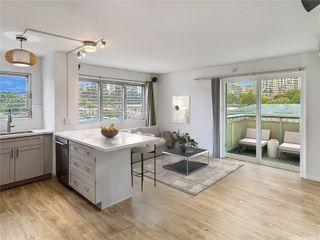 509 University Avenue 201, Honolulu, HI 96826