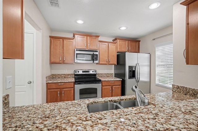 6246 TIMBERLY LANE, Zephyrhills, FL 33542