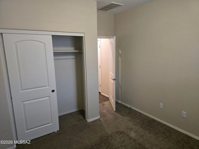 6151 S Antrim Loop, Tucson, AZ 85706