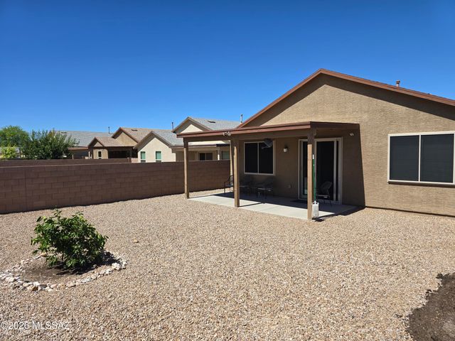 6151 S Antrim Loop, Tucson, AZ 85706