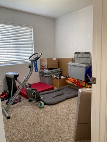 1852 Santa Maria Avenue, Porterville, CA 93257