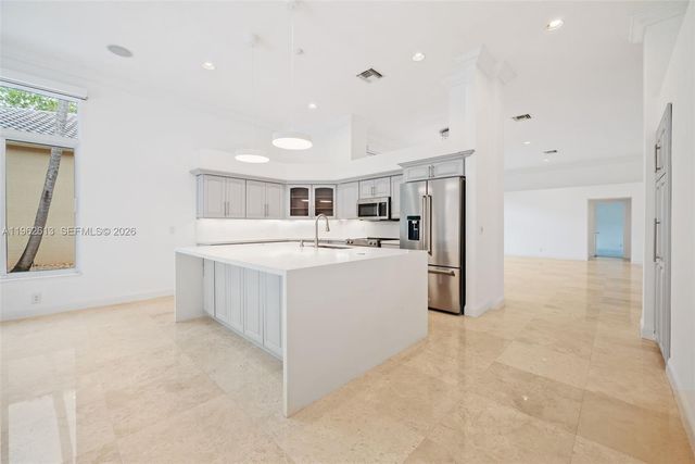 2497 Bay Isle Dr, Weston, FL 33327