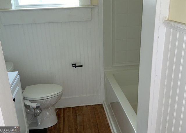 245 Edwards Street, Elberton, GA 30635