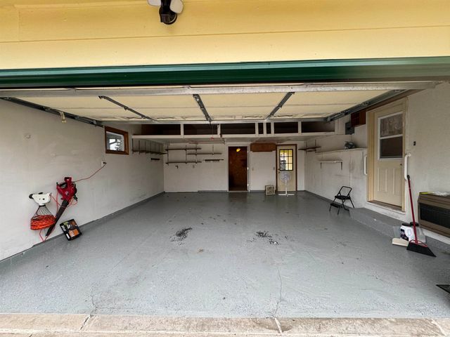 905 10th St., Charles City, IA 50616