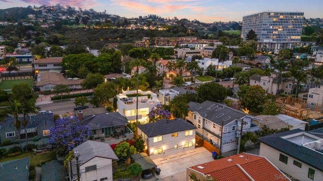 7374 Bishops Ln, La Jolla, CA 92037