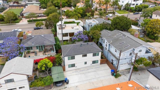 7374 Bishops Ln, La Jolla, CA 92037