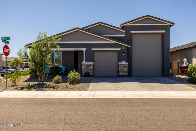 2705 E RUSTLER Road, San Tan Valley, AZ 85140