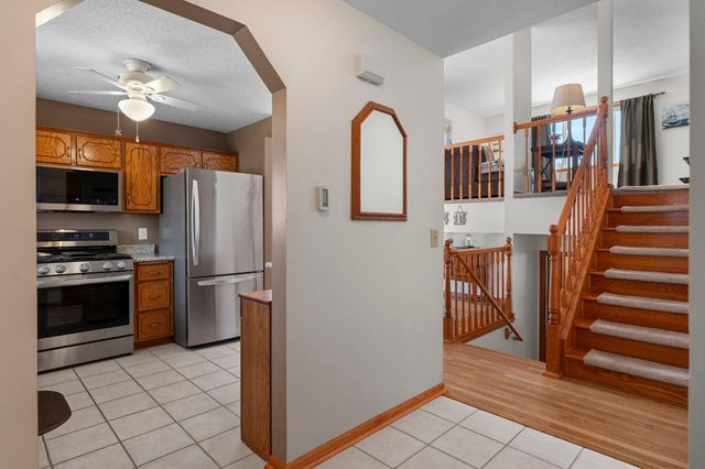 6243 145th Street N, Hugo, MN 55038