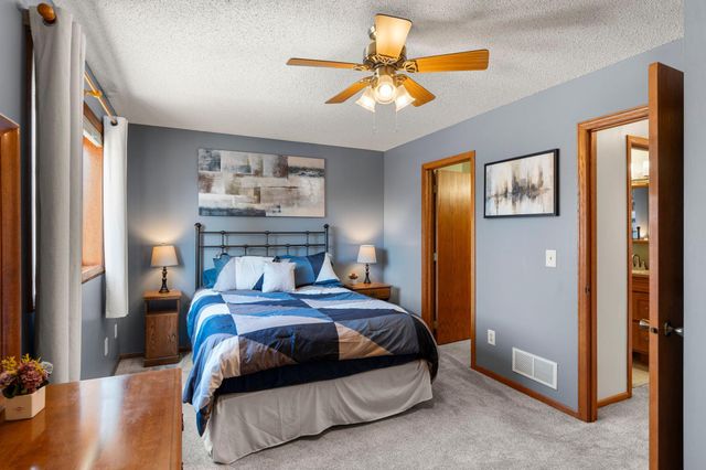 6243 145th Street N, Hugo, MN 55038