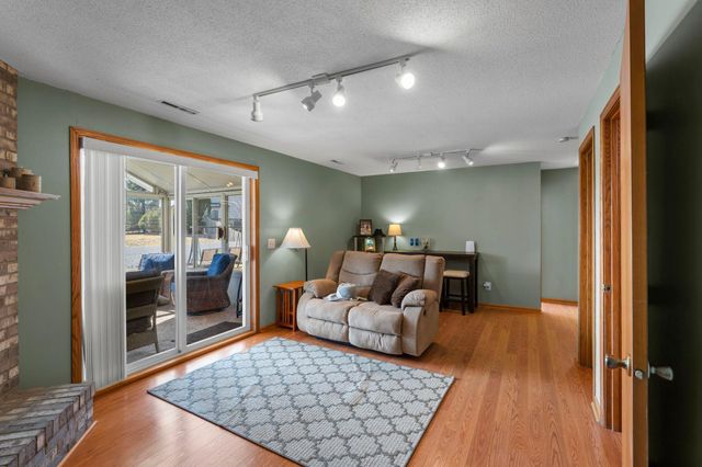 6243 145th Street N, Hugo, MN 55038