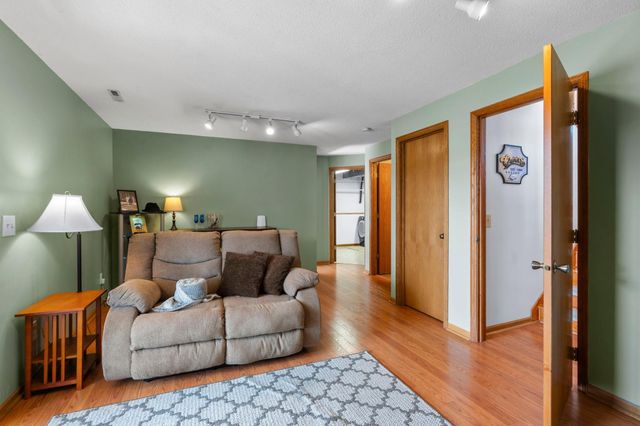 6243 145th Street N, Hugo, MN 55038