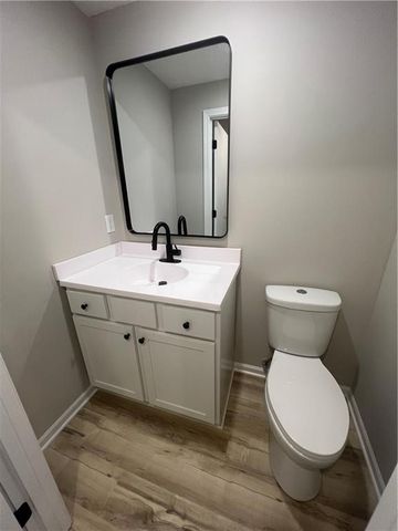 8702 N Linda Lane, Pleasant Valley, MO 64068