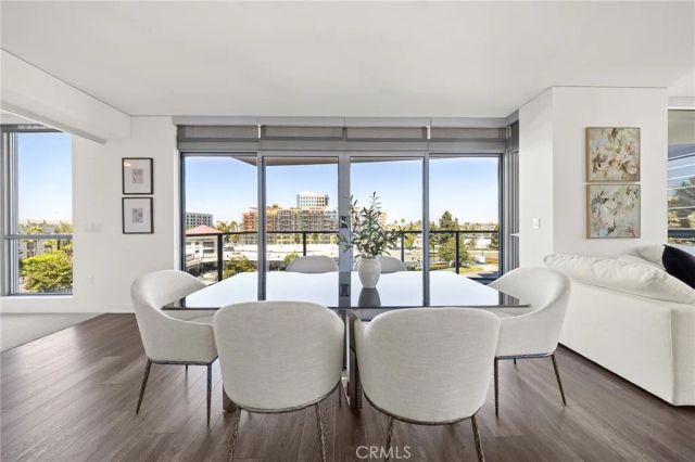 9 MacArthur Place N502, Santa Ana, CA 92707